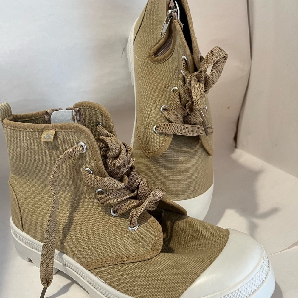 Tommy Bahama Beige Canvas High-Tops